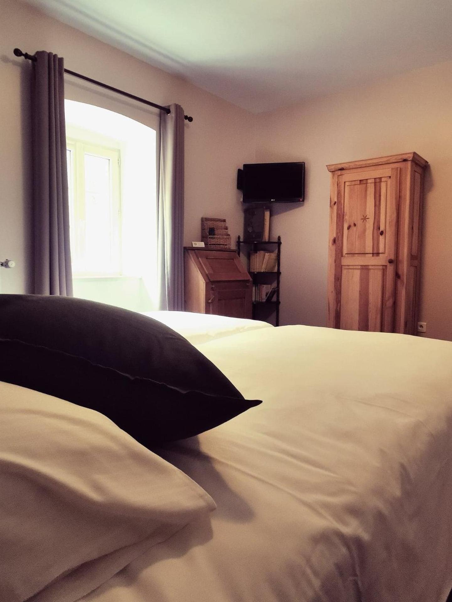 Auberge De Chanteuges Δωμάτιο φωτογραφία